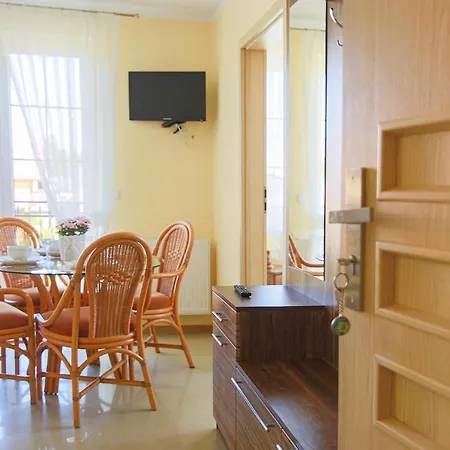Apartamentydebki Lägenhet *
