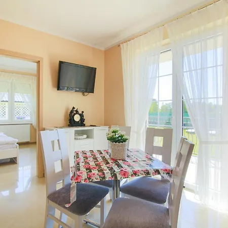 Lägenhet Apartamentydebki Dębki